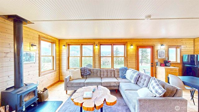 156 Poechmann Road, Okanogan, WA 98840