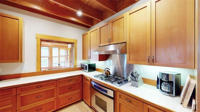 156 Poechmann Road, Okanogan, WA 98840