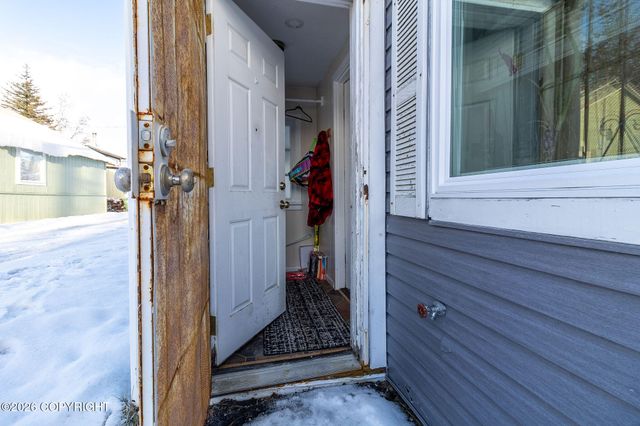 508 & 506 Madison Street, Seward, AK 99664