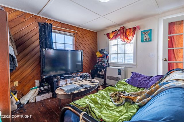 508 & 506 Madison Street, Seward, AK 99664