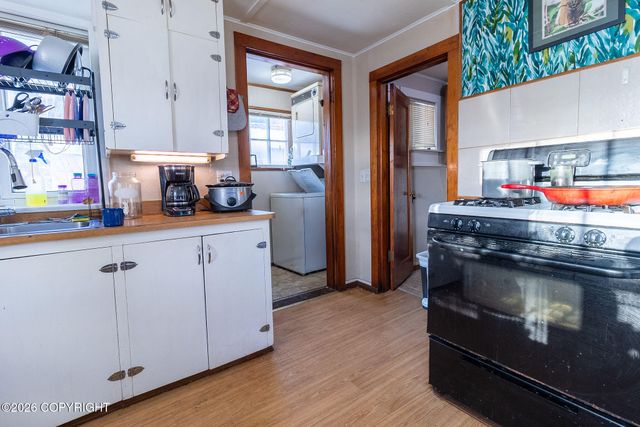 508 & 506 Madison Street, Seward, AK 99664