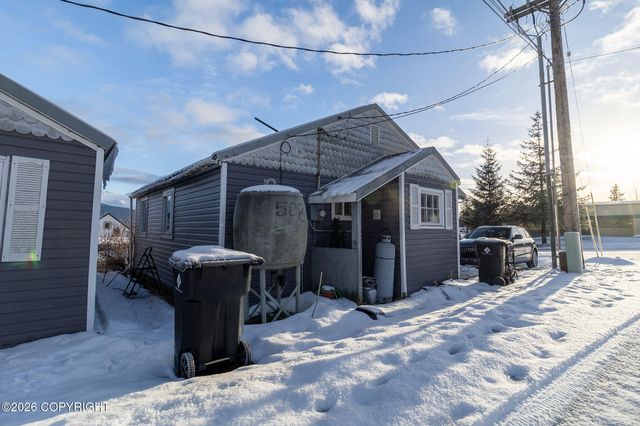 508 & 506 Madison Street, Seward, AK 99664