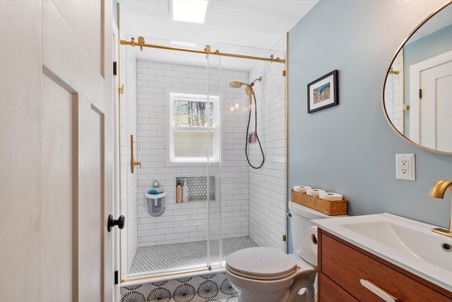 123 Plain Rd, Westford, MA 01886