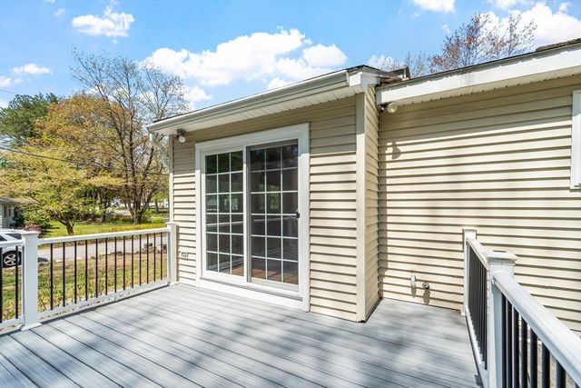 123 Plain Rd, Westford, MA 01886