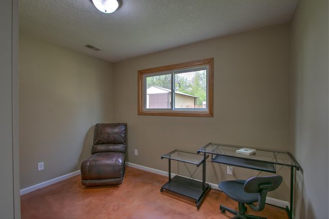 1397 309th Avenue NW, Cambridge, MN 55008