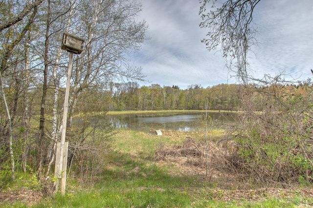 1397 309th Avenue NW, Cambridge, MN 55008