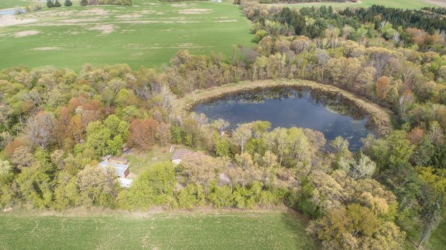 1397 309th Avenue NW, Cambridge, MN 55008