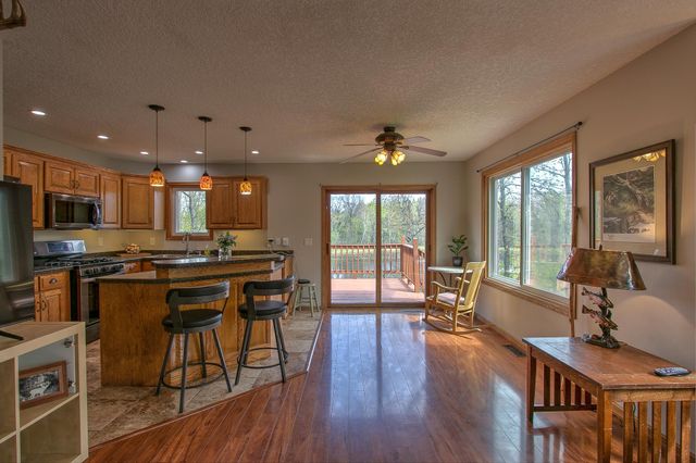 1397 309th Avenue NW, Cambridge, MN 55008