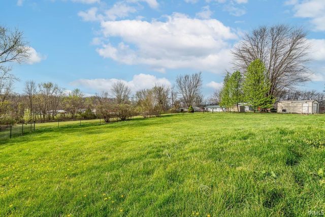 811 S Strauser Road, Springville, IN 47462
