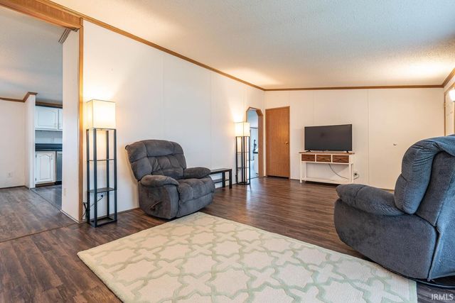 811 S Strauser Road, Springville, IN 47462