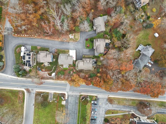 7 Hat Trick Dr, Plymouth, MA 02360