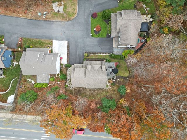 7 Hat Trick Dr, Plymouth, MA 02360