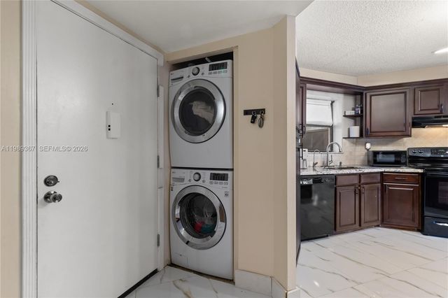 6855 W Broward Blvd 201, Plantation, FL 33317