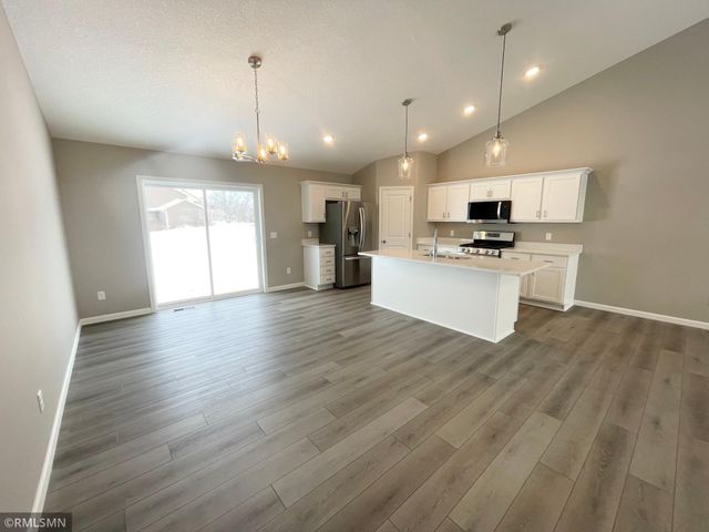 4724 199th Street N, Forest Lake, MN 55025