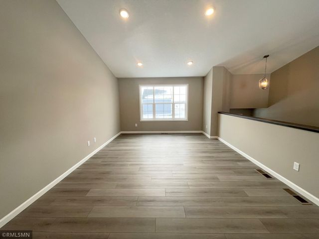 4724 199th Street N, Forest Lake, MN 55025