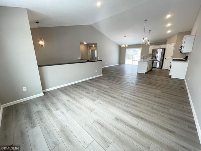 4724 199th Street N, Forest Lake, MN 55025