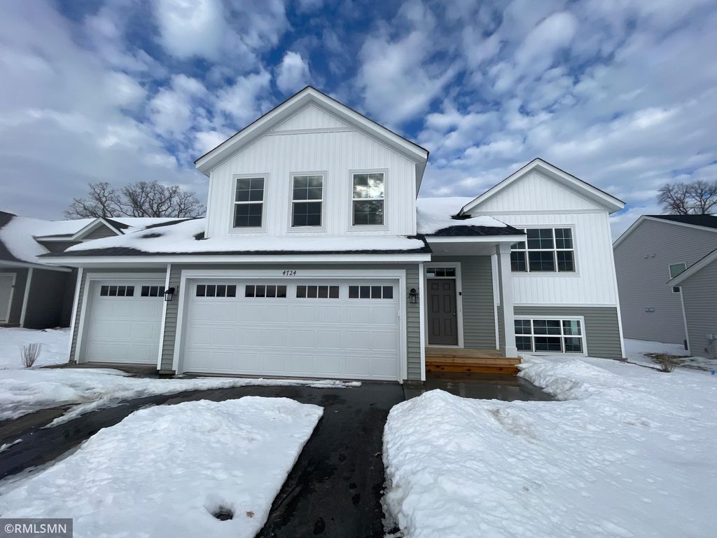 4724 199th Street N, Forest Lake, MN 55025