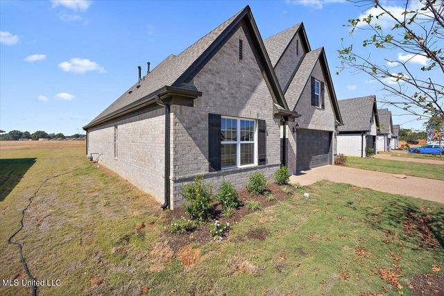 8854 Tucker Lane, Southaven, MS 38672