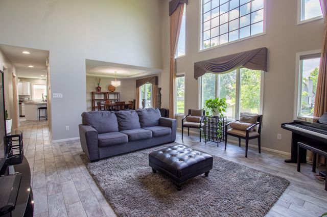 2228 Keene Drive, Schererville, IN 46375