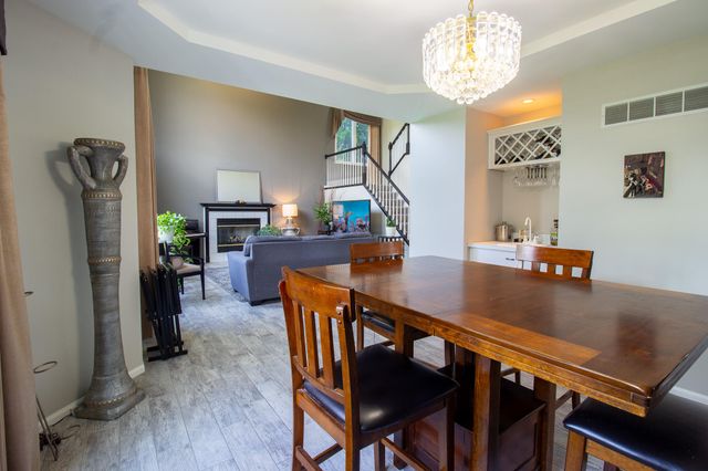 2228 Keene Drive, Schererville, IN 46375