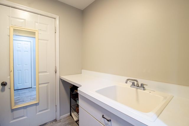 2228 Keene Drive, Schererville, IN 46375