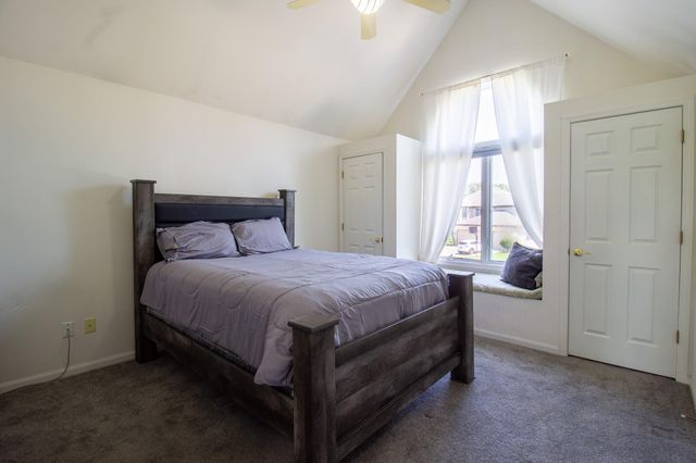 2228 Keene Drive, Schererville, IN 46375