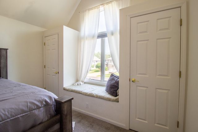 2228 Keene Drive, Schererville, IN 46375