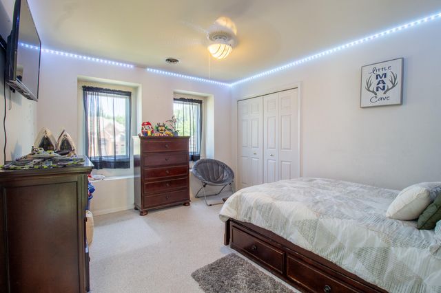 2228 Keene Drive, Schererville, IN 46375
