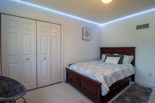 2228 Keene Drive, Schererville, IN 46375