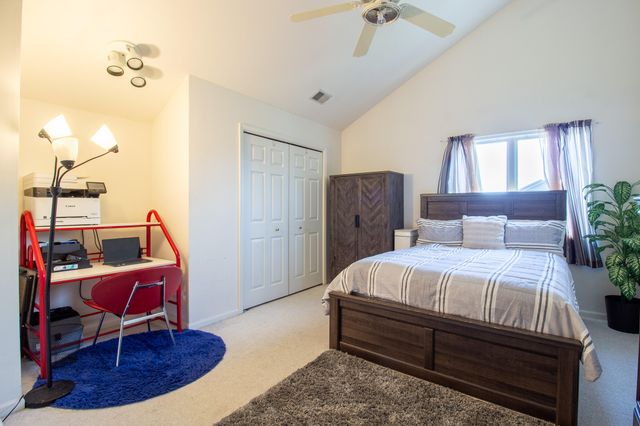 2228 Keene Drive, Schererville, IN 46375