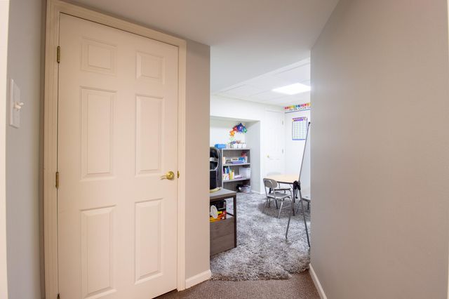 2228 Keene Drive, Schererville, IN 46375