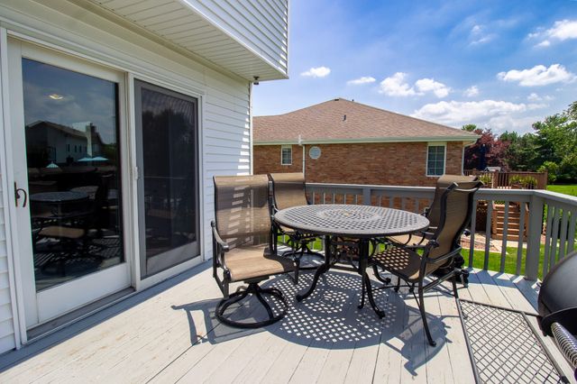 2228 Keene Drive, Schererville, IN 46375