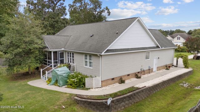 232 Venturi Drive, New Bern, NC 28560