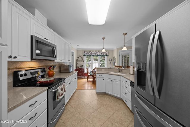 232 Venturi Drive, New Bern, NC 28560