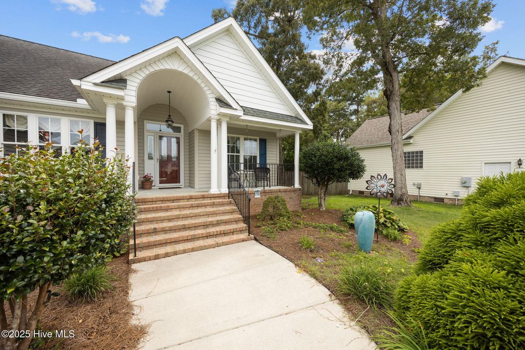 232 Venturi Drive, New Bern, NC 28560