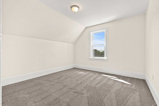 28 Hawthorne St, Lynn, MA 01902
