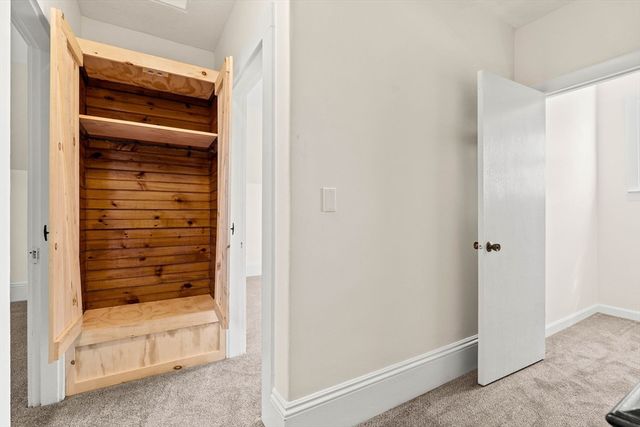 28 Hawthorne St, Lynn, MA 01902