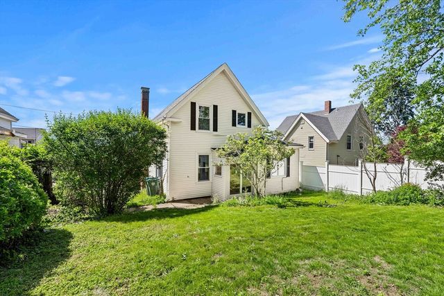 28 Hawthorne St, Lynn, MA 01902