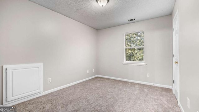 131 Libby Lane SE, Calhoun, GA 30701