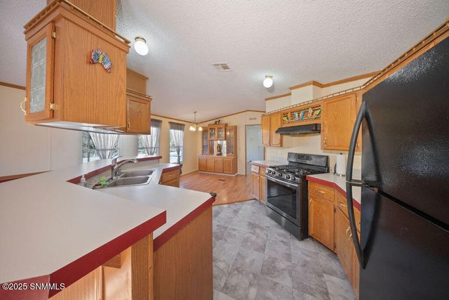 555 B.B. Romig Drive, Hatch, NM 87937