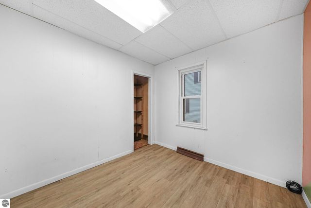 1220 Burlingame, Cadillac, MI 49601