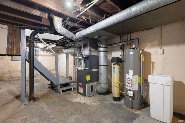 221 E 8th Street, Mishawaka, IN 46544