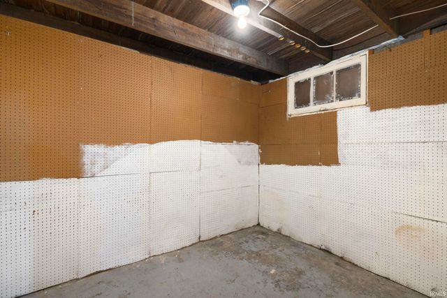 221 E 8th Street, Mishawaka, IN 46544