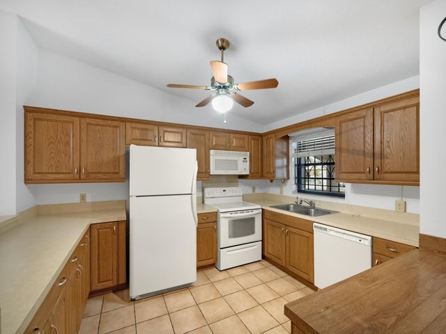 3011 SE Aster Lane 808, Stuart, FL 34994