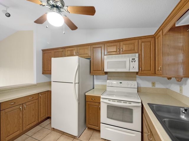 3011 SE Aster Lane 808, Stuart, FL 34994