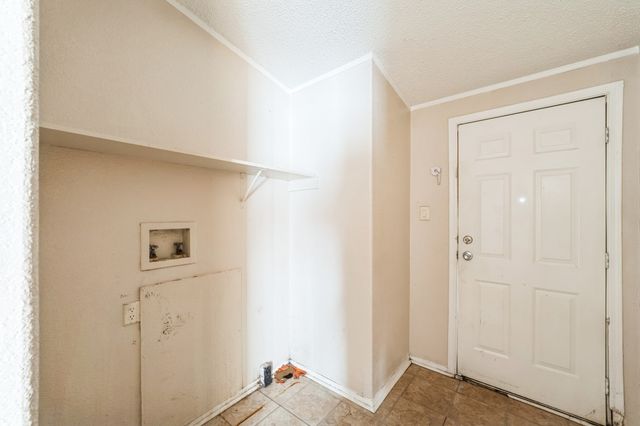 5528 Patton Drive, Fort Worth, TX 76112