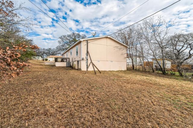 5528 Patton Drive, Fort Worth, TX 76112