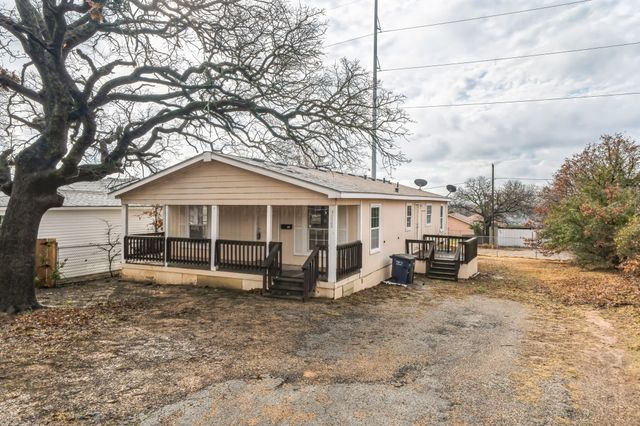 5528 Patton Drive, Fort Worth, TX 76112