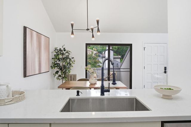 192 Sunwood Meadows Place, San Jose, CA 95119
