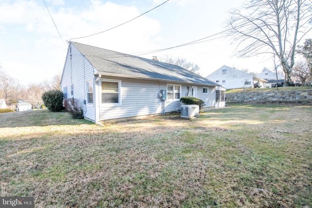 8810 TYSON RD, Glenside, PA 19038